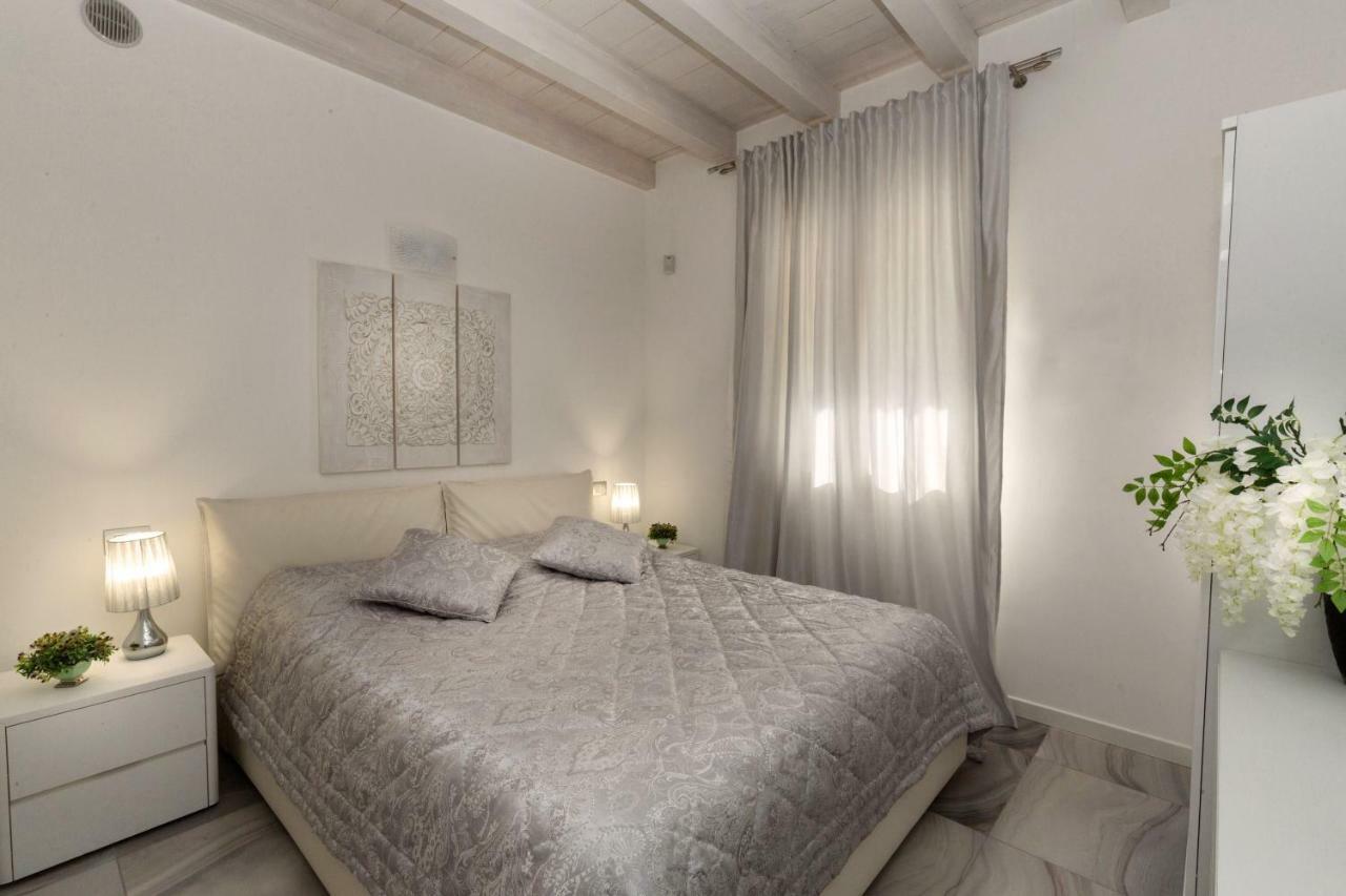 Apartment Blue Laguna 시르미오네 외부 사진